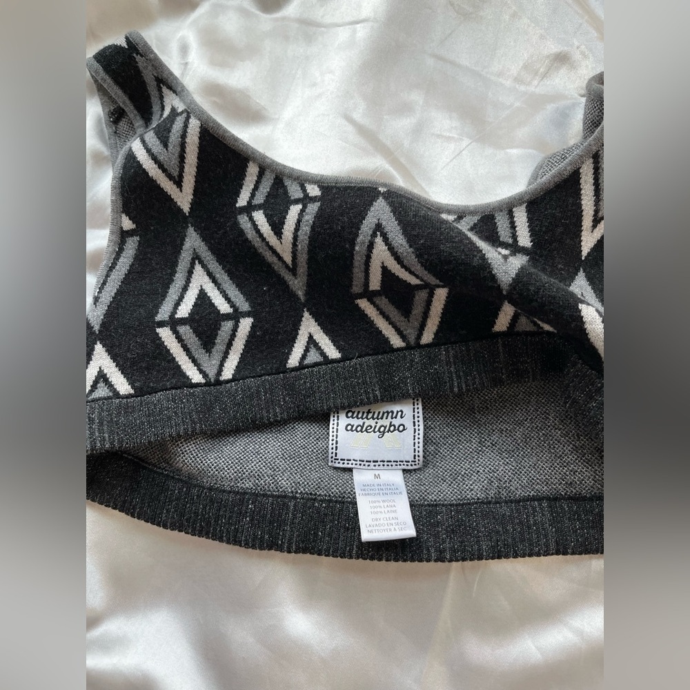 Autumn Adeigbo Anabella Geo Bralette
Crop Top - Picture 8 of 8
